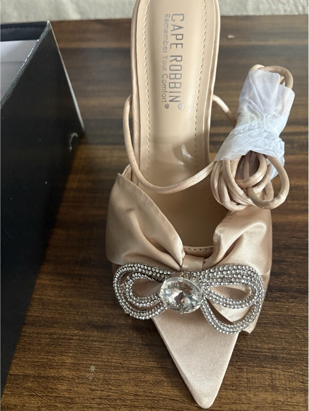 New With Box Size 6.5 Bow Heels Satin Wrap Around